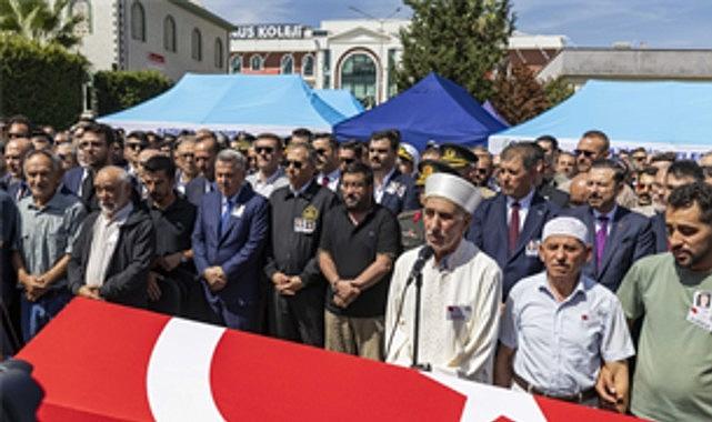 İzmir'in şehitlerine veda İzmir'in şehitlerine veda