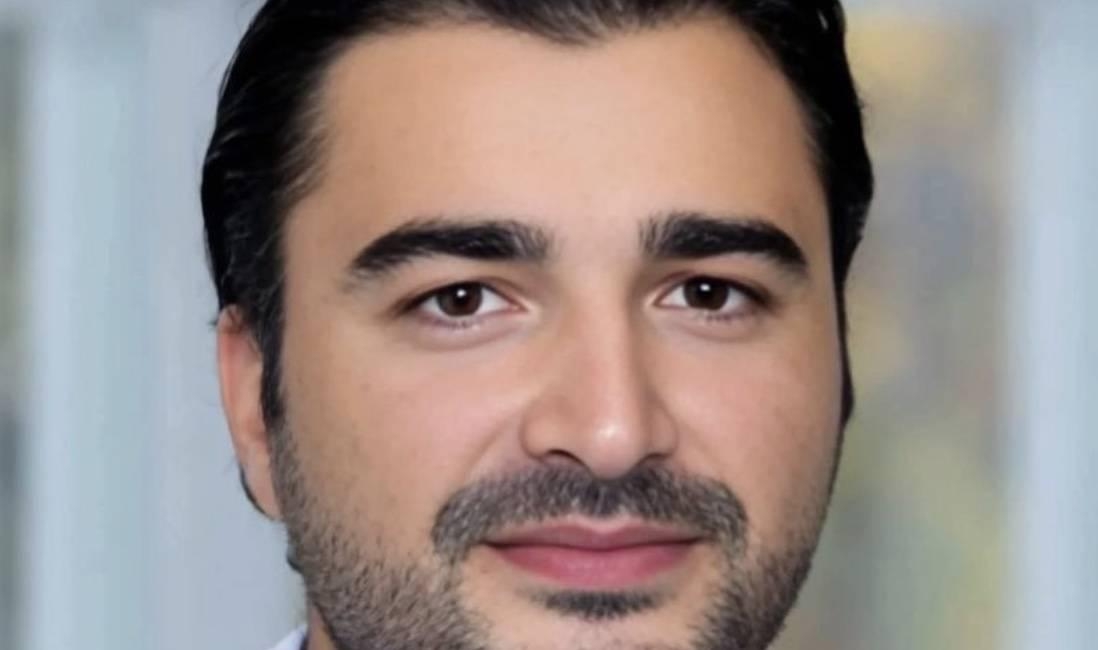 Türk Doktor Çağlayan Demirel’den Kalp Cerrahisinde Tarihi Başarı Türk Doktor Çağlayan Demirel’den Kalp Cerrahisinde Tarihi Başarı