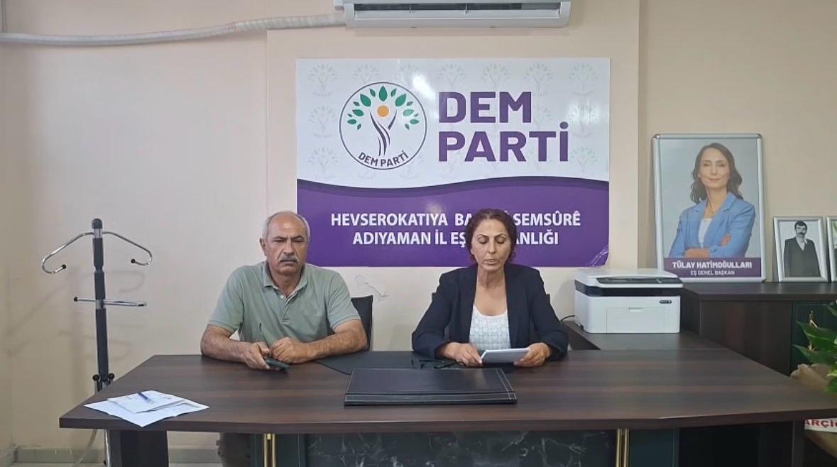 DEM Parti Adıyaman İl Örgütü’nden yangın açıklaması: ‘Etkin politikalar geliştirilmeli’ - Videolu Haber DEM Parti Adıyaman İl Örgütü’nden yangın açıklaması: ‘Etkin politikalar geliştirilmeli’ - Videolu Haber