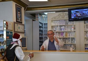 Nevşehir'de Sıcaktan Bunalan Vatandaşlara Limonata İkramı Yapılıyor