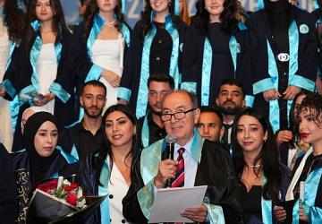 Sağlık alanında insanı sevmek her şeyin başı!