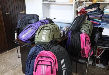 Edremit Belediyesi'nden 400 öğrenciye yeni eğitim yılıdesteği