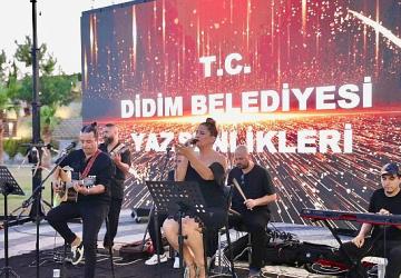 Atatürk 1 Filmi Didimlilere Duygu Dolu Anlar Yaşattı