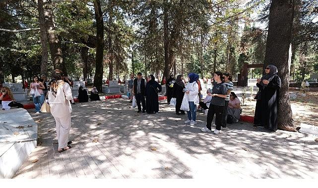 İnegöllü Vatandaşlar Tarihi Yerinde Keşfetti