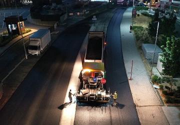 Küçükçekmece'de Asfalt Çalışmaları ile Yol Konforu Artıyor