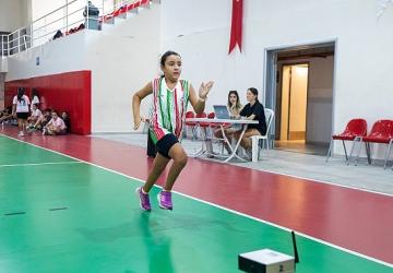 Karşıyaka'da örnek hizmet: Sportif yetenekler keşfediliyor