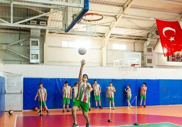 Karşıyaka'da Kış Spor Okulları başlıyor!