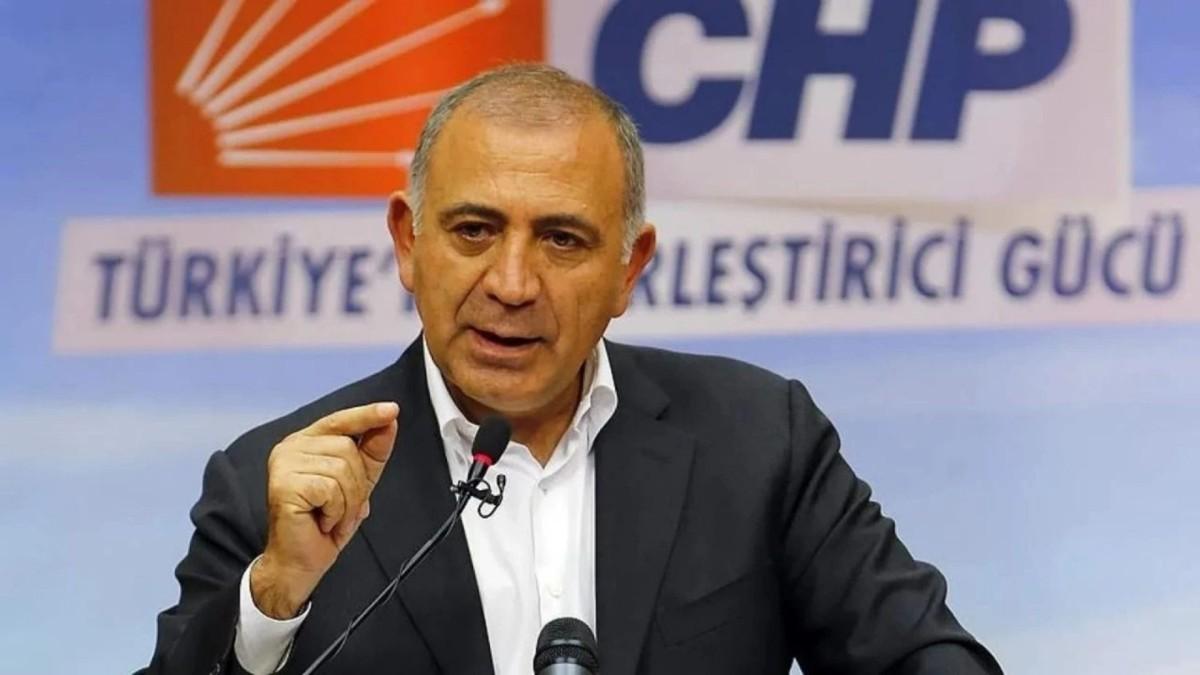 CHP İstanbul İl Kongresi iptal edildi: Özgür Çelik ve yönetimi görevden alındı, yerine geçici kurul atandı CHP İstanbul İl Kongresi iptal edildi: Özgür Çelik ve yönetimi görevden alındı, yerine geçici kurul atandı