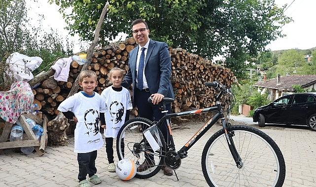 Nilüfer Belediyesi'nden minik Hamza'ya bisiklet sürprizi