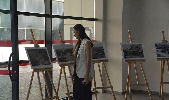 EÜ'de “İzmir'in Kurtuluşu" sergisi sanatseverlerin beğenisine sunuldu