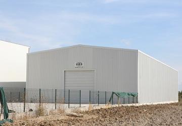 Yaylacık'ta kaçak iş yeri yıkıldı