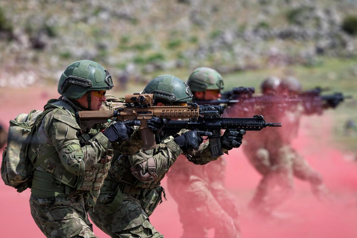 Türkiye’den dikkat çeken askeri adım: Suriye ordusuna komando eğitimi verilecek Türkiye’den dikkat çeken askeri adım: Suriye ordusuna komando eğitimi verilecek