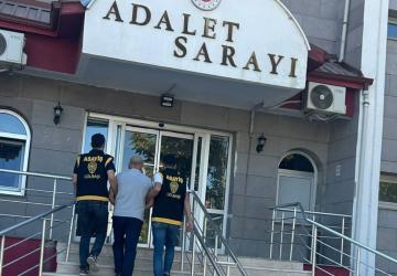 Gölbaşı ilçesinde çeşitli suçlardan aranan şahıs yakalandı