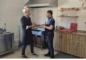 Çiğli'de okul kantinlerine sıkı denetim: Hijyen ve güvenlik ön planda