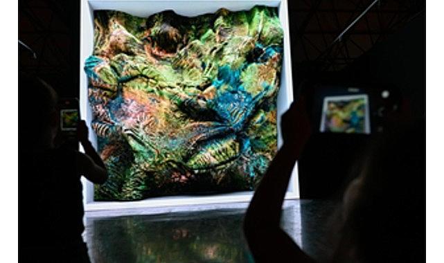 İzmir Enternasyonal Fuarı'nda Atatürk ve Refik Anadol sergilerine büyük ilgi