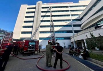 İzmir İtfaiyesi Torbalı'daki hastane yangınına müdahale etti