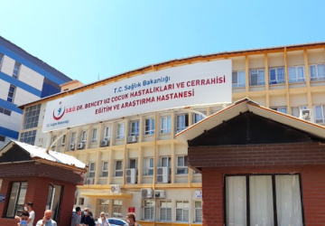 Dr. Behçet Uz Çocuk Hastanesinde Trans Güvenlik Krizi !