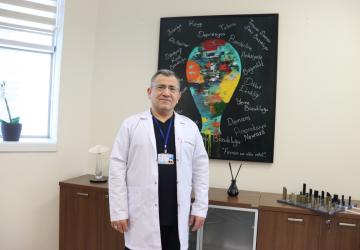 Prof.Dr. Asoğlu'ndan kredi kartı uyarısı: 'Psikiyatrik hastalıklara kapı açabilir'