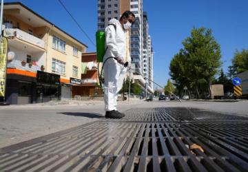 Ankara Keçiören’de Haşereyle Mücadele Çalışmaları Sürüyor