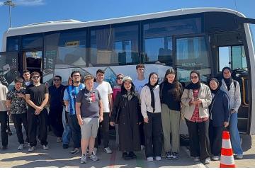 İnegöl Belediyesi Gençleri Teknofest'e Götürüyor