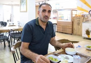 Buca'da üzüm bağından Kent Lokantaları'na uzanan tatlı dayanışma