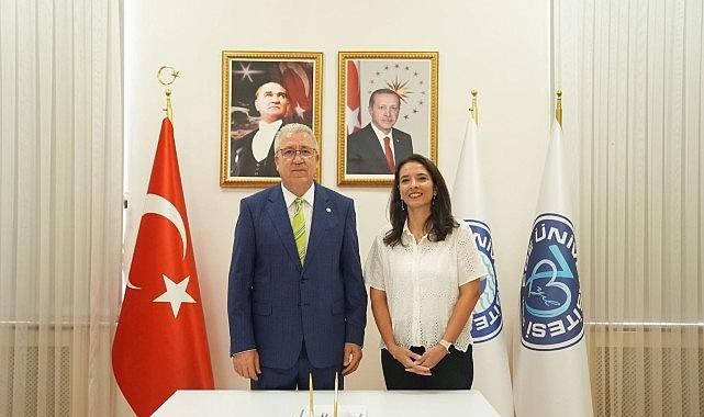 Egeli bilim insanı Doç. Dr. Burcu Türkcan'ın yenilikçi projesine TÜBİTAK'tan destek