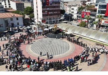 “Söz veriyoruz! Tükenmedik, tükenmeyeceğiz"