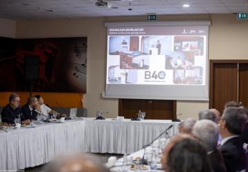 Başkan Tugay: İzmir’i Öncü Kent Haline Getirmek İçin Çalışıyoruz