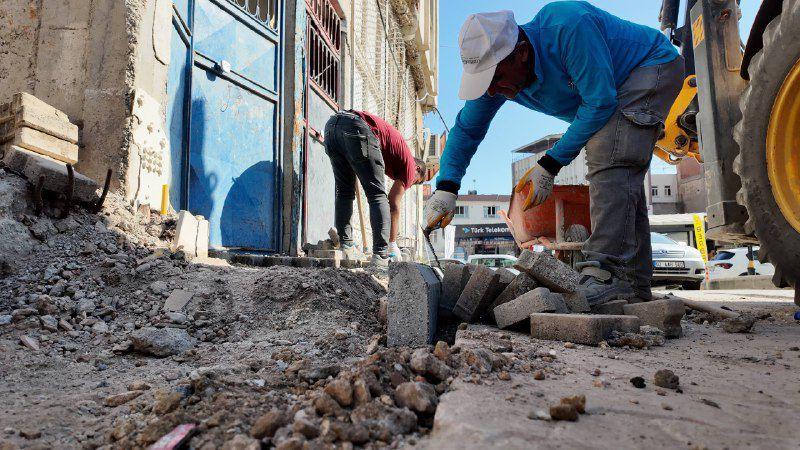 Adıyaman Belediyesi, tüm ekibiyle birlikte saha çalışmalarına devam ediyor - Videolu Haber