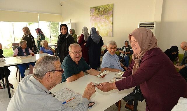 Nilüferli kadınlardan huzurevinde sıcak buluşma