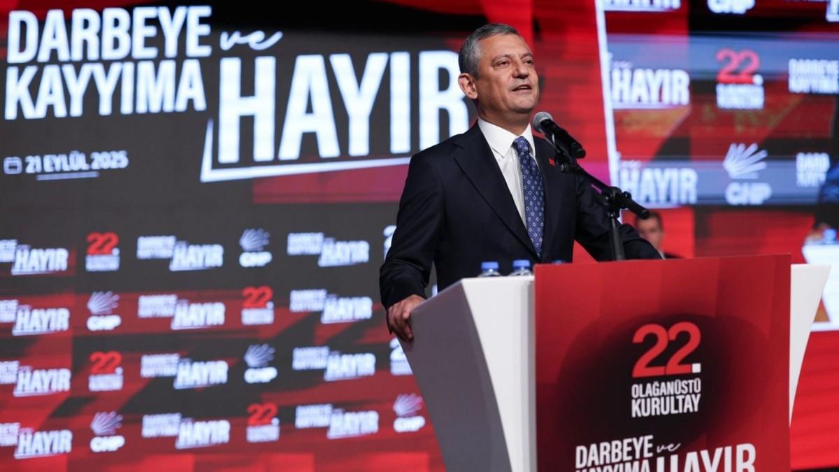 CHP'nin 22. Olağanüstü Kurultayı tamamlandı: Özgür Özel, yeniden genel başkan seçildi