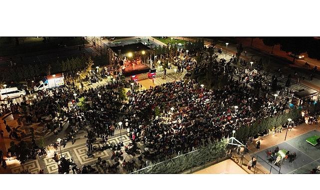 Selçuklu'da iki gün boyunca 90'lar pop rüzgârı esti