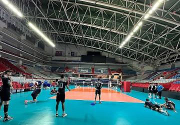 Osmangazi Belediyespor Fenerbahçe'nin düzenlediği turnuvada şampiyon oldu