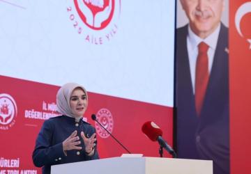 Aile Yılı’nda ebeveynlere dijital rehberlik hizmeti