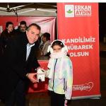 Osmangazi'de Miraç Kandili Bereketi Vatandaşlarla Paylaşıldı