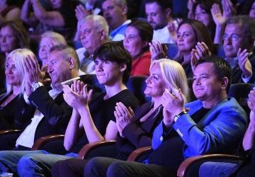 Sanat Güneşi Zeki Müren Osmangazi'de en sevilen şarkılarıyla anıldı