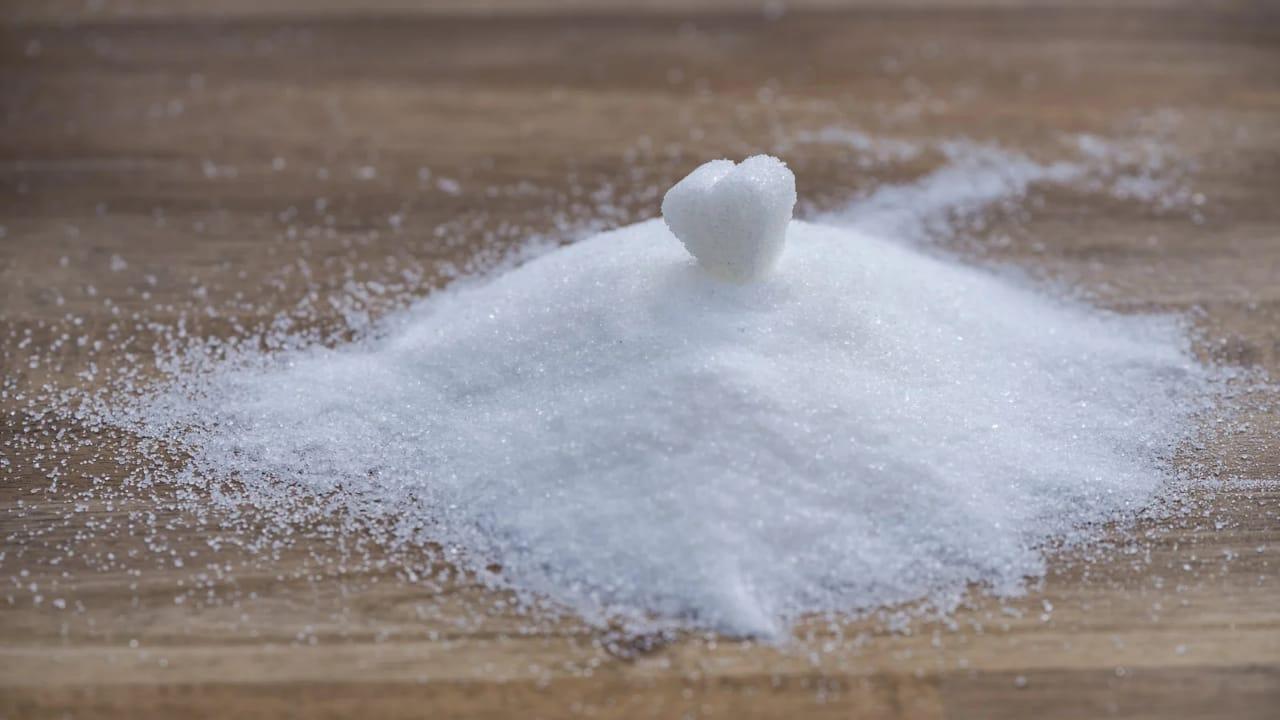 Bir Kutu Gazlı İçecek 10 Çay Kaşığı Şeker İçeriyor! Bir Kutu Gazlı İçecek 10 Çay Kaşığı Şeker İçeriyor!