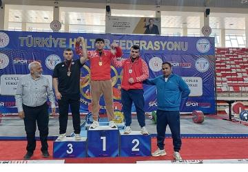 Kahramankazan Belediyespor Halter Takımı, Türkiye Şampiyonası'nda 4. oldu
