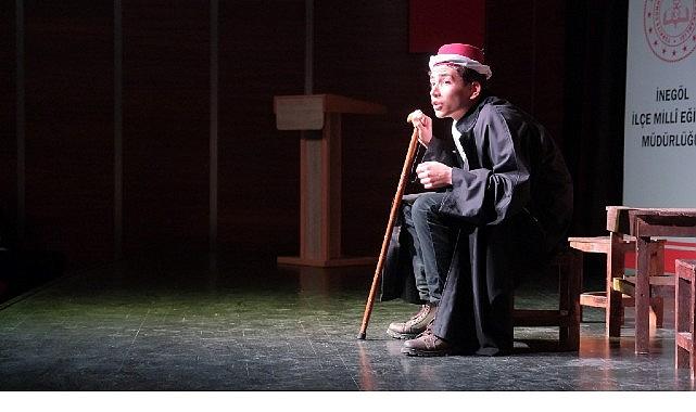 İnegöl'de Genç Meddahlar Sahne Aldı