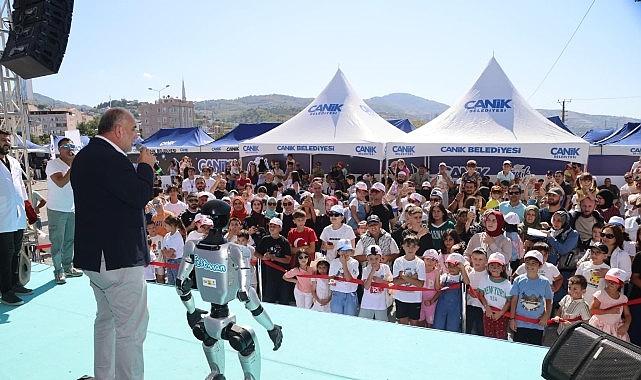Canik Belediyesi'nden Samsun'un 17 İlçesinde Yapay Zekâ Eğitimi