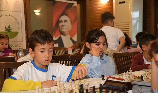 Osmangazi'de Cumhuriyet Ruhu Satranç Turnuvasıyla Canlandı