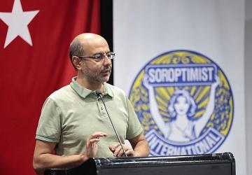 Konak'ın kadın muhtarları Yeşil Lider oldu