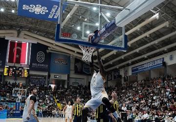 Konya Büyükşehir Sezonu Fenerbahçe Koleji Galibiyetiyle Açtı