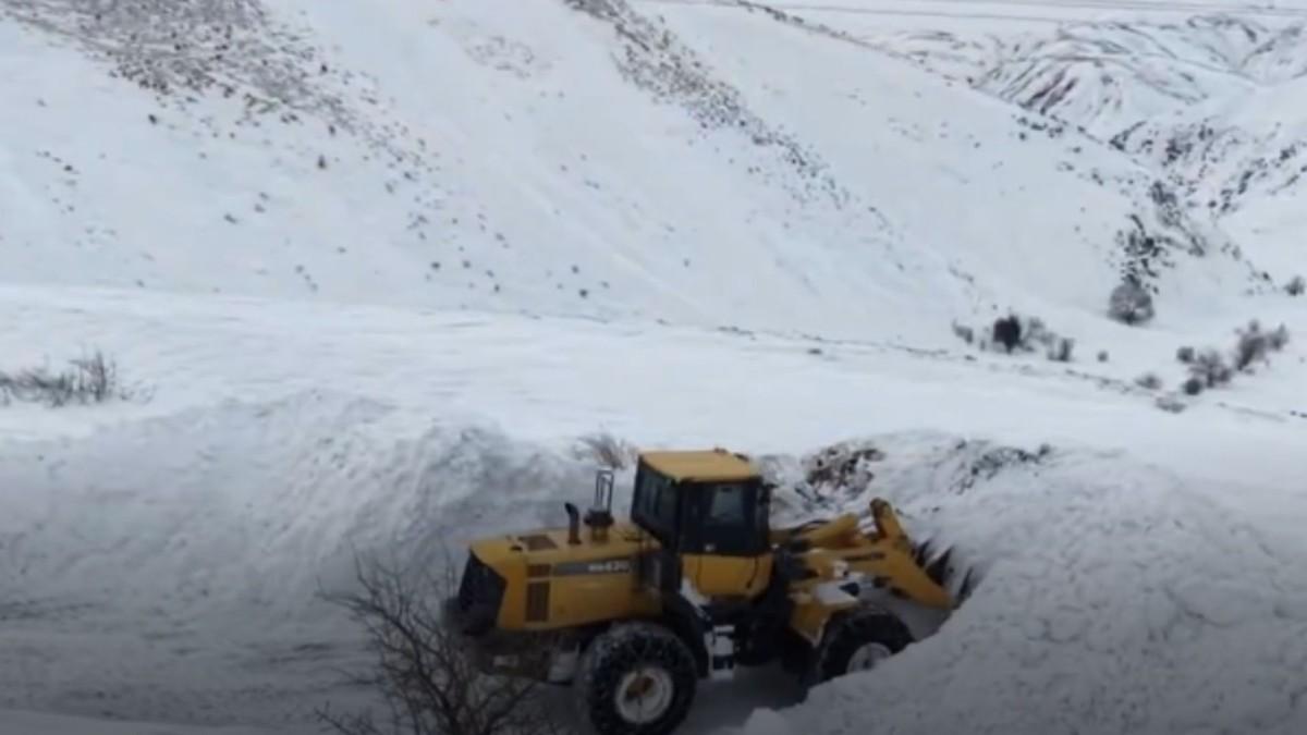 Adıyaman İl Özel İdaresi’nden karla mücadele çalışması - Videolu Haber