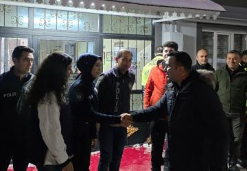 Kaymakam Algın, görev başındaki kamu personelinin yeni yılını kutladı