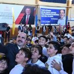 Başkan Altay Karne Alan Öğrencileri Tebrik Etti