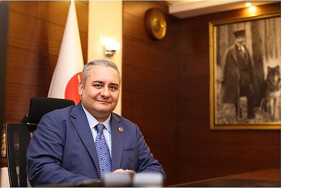 Keçiören Belediyesi'nden Vatandaşa Sıcak Çorba İkramı