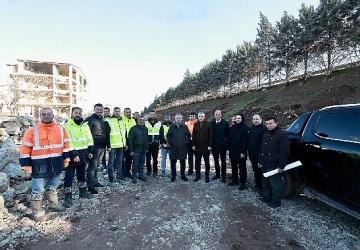 Büyükakın 'Şehrin temposuna durmadan çalışarak yetişiyoruz'