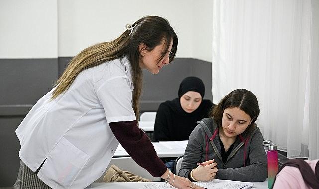 BELGEM'de deneme sınavı heyecanı