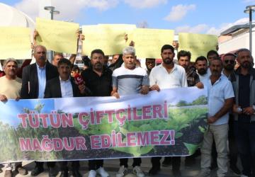 Adıyaman’da tütün üreticileri ‘sahipsiziz’ diyerek meydana indi - Videolu Haber
